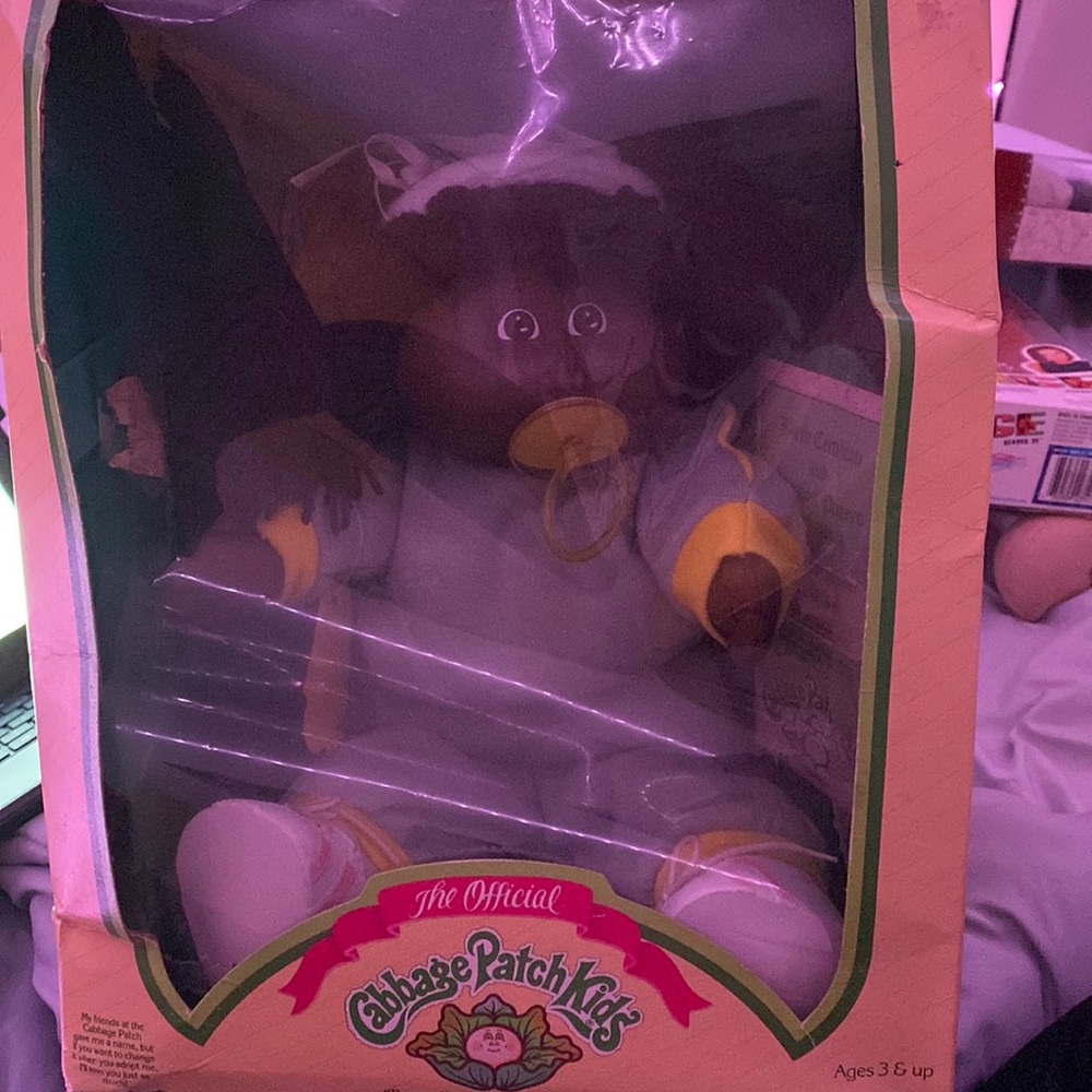 These two official cabbage patch kid made in 1978 through 1933 black twins